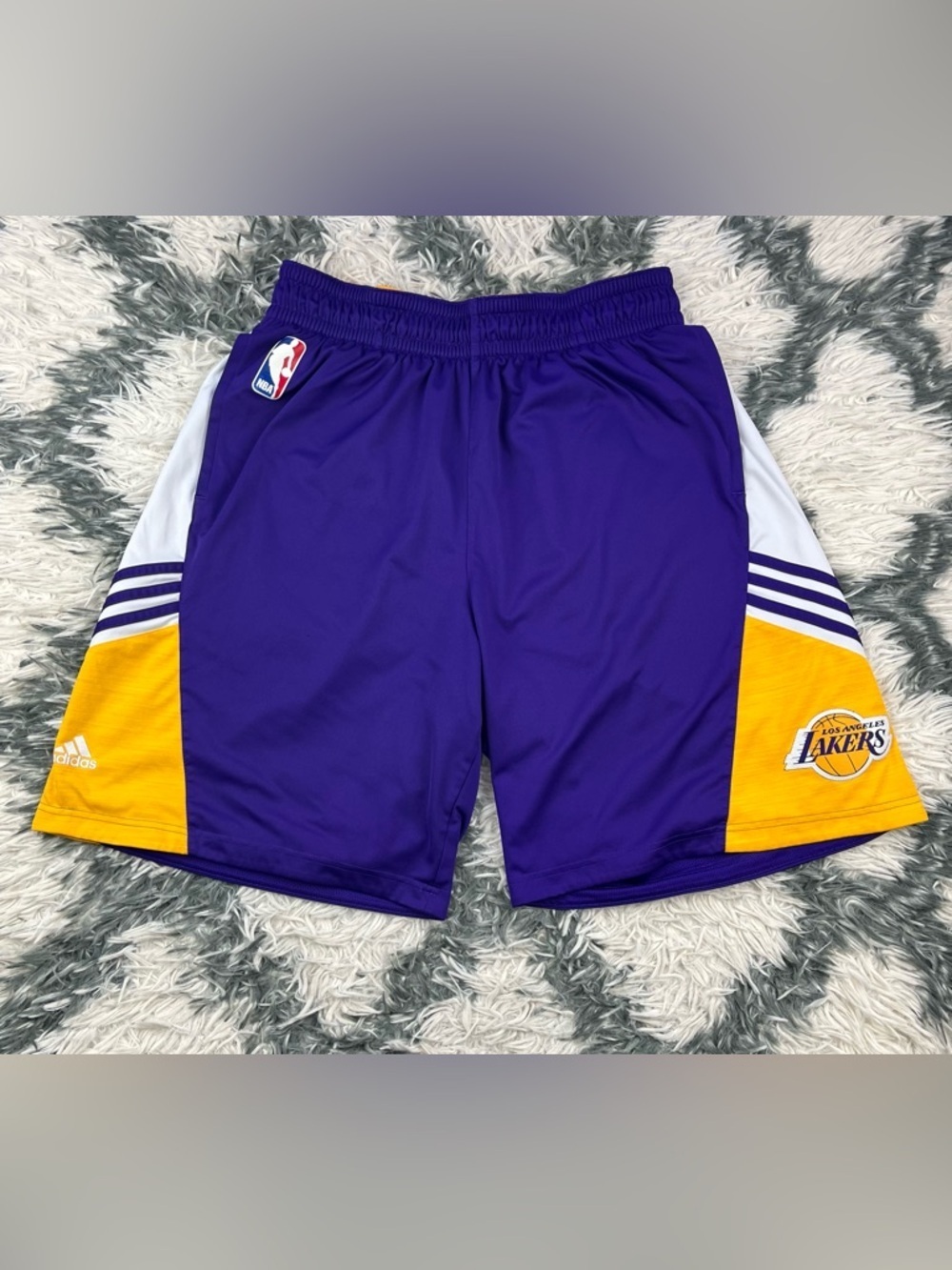 Adidas Men’s Purple White Yellow Los Angeles Lakers Shorts Size Large
